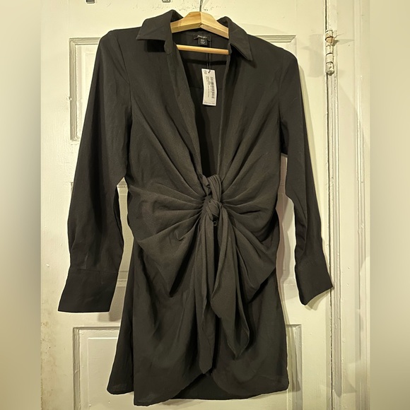 NastyGal Petite Knot Front V Neck Mini Shirt Dress - Picture 2 of 3